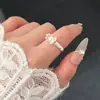 El mismo deslumbrante anillo de circón de Xiaohongshu, un diseño de nicho con alto valor estético, adecuado para el dedo índice, joyería versátil