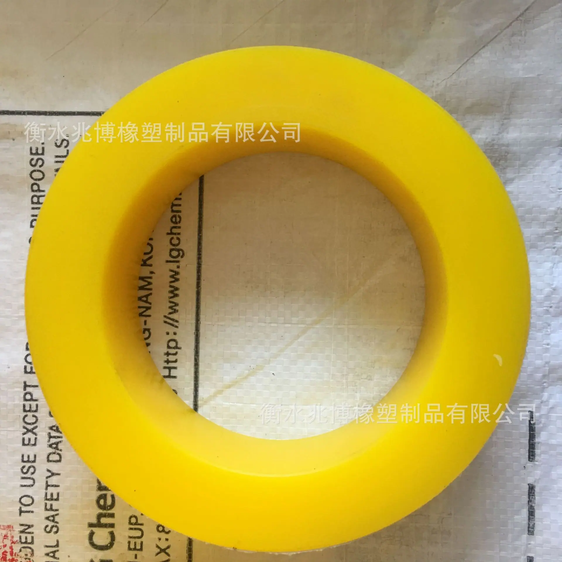 88C18FD84CDD3AF3B8196DBD38B663
