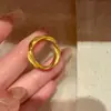 Anillo Mobius Ancho Cepillado Estilo Minimalista para Mujer, Moderno y Versátil, Artesanía de Galvanoplastia de Oro Real, Anillo Elegante