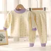 Conjunto de Roupa Térmica de Seda Leite com Forro de Fleece Outono/Inverno 2026 para Meninos e Meninas, Roupa de Casa, Roupa Térmica Espessada