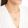 Collar con Colgante de Corazón Hueco Simple y Versátil Estilo Europeo y Americano Cadena para Clavícula Joyería para Mujer Venta al por Mayor