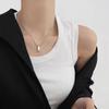Design de nicho aço titânio clássico versátil retangular prata tijolo colar para homens e mulheres extremamente simples moda pingente acessórios
