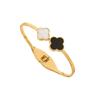 Versão coreana da pulseira clássica de aço titânio trevo de quatro folhas concha preta e branca moda feminina Coringa aço inoxidável joias simples fabricantes atacado