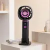 2026 Novo Modelo Ajuste de Velocidade Contínuo Display Digital Inteligente Ventilador Recarregável de Mesa com Suporte Portátil de Mão Pequeno Ventilador Venda por Atacado