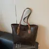 Bolso Tote Retro de Gran Capacidad para Mujer 2025 Otoño e Invierno Nuevo Bolso de Hombro Casual de Alto Valor Elegante Ins para Debajo del Brazo