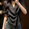 Camisa Bubble Tie Listrada Fresca e Simples para Mulheres, Casual de Manga Curta Azul Marinho com Ajuste na Cintura para o Verão