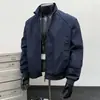 Jaqueta de retalhos desconstruída estilo americano com gola alta para homens, casaco aviador de outono com três proteções, corta-vento estiloso e de corte solto