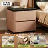 Mesita de noche de madera maciza cuidadosamente seleccionada, modelo nuevo para uso doméstico, lujo ligero, estilo vintage pequeño color crema, mueble de almacenamiento de alta gama para mesita de noche