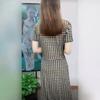 Vestido holgado de manga corta de talla grande para mujer de mediana edad y mayor de 200 kg, chaqueta larga a cuadros nueva de estación europea transfronteriza