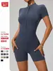 Selección Premium Verano Europeo y Americano Cremallera Manga Corta Yoga Mono Corto Baile Fitness Ajustado Mono Deportivo para Mujer 8294