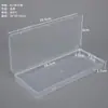 Caja rectangular de plástico transparente con cierre, utilizada para almacenar accesorios de pesca, piezas de ferretería y componentes electrónicos