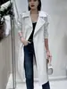 Abrigo cortavientos para mujer talla petite 2026 Otoño Estilo británico de alta gama de longitud media elegante Estilo europeo y americano