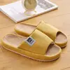 Pantuflas de lino para hombre, verano, hogar, interior, oficina, cuatro estaciones, algodón y lino, pantuflas de piso para hombre, hogar, mujer, venta al por mayor, invitado