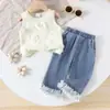 Ropa Infantil Amazon Ropa Infantil Europea y Americana Transfronteriza Chal Floral Blanco Crudo + Pantalones de Mezclilla