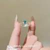 Anel Versátil para Uso Diário Criativo de Alta Qualidade com Design de Nicho Minimalista Exquisito, em Forma de Coração com Diamante Redondo, Estilo Francês de Luxo Leve