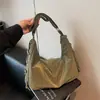 Bolsa de Dumpling de Gama Alta, Nueva Bolsa Cruzada de Hombro para Viajeros, Bolso de Axila de Nicho, Bolso Tote Casual de Moda y Versátil