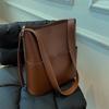 Bolso Versátil para el Trabajo y la Vida Diaria para Mujer Cuero Retro Gran Capacidad Bandolera Tipo Cubo Bolso de Estudiante para Mujer Bolso de Hombro Simple con Forma