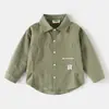 Camisas Infantis 2026 Primavera Novo Estilo Tops Infantis Estilo College com Letras Manga Longa Camisas com Gola