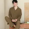 Pijama de algodón gasa para hombre de manga larga y pantalón largo al por mayor, nuevo cárdigan de otoño con cuello de solapa, conjunto casual de dos piezas para casa