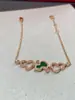 Pulsera de Calabaza Kirin de Oro de 18 Quilates para Mujer con Calcedonia Rosa, Nácar Blanco, Oro Rosa e Incrustaciones de Diamante, Regalo para Pareja