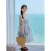 Vestido de niña estilo vacacional, nuevo modelo verano 2026, ropa de verano para niños, vestido largo de alta gama para niñas para la playa, ligero