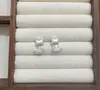 Tão Bonitos~ Brincos de Franja 2026 Novo Estilo Nicho Longos Flor Borboleta Brincos Exquisitos Versáteis Leve Luxo