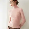 Novo suéter de outono e inverno sem costura 100% cashmere para mulheres, blusa base de malha slim-fit de gola alta com gola sobreposta
