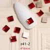 Strass Vermelho Plano para Nail Art no Atacado, Mini Strass Vermelho Olho de Cavalo Gota d'Água Plano com Formatos Irregulares, Decorações de Strass para Unhas de Estilos Mistos