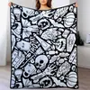 Manta multifuncional, dibujada a mano, en blanco y negro, para uso doméstico, adecuada para siestas, venta al por mayor, con dibujos lineales, diseños casuales, DIY y creativos