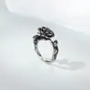 Anillo Retro de Flor de Rosa para Hombres y Mujeres, Anillo Vivo de Moda Retro Simple y Exquisito de Acero de Titanio con Diseño Antiguo