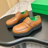Mocasines BV de Cuero Genuino con Suela Gruesa y Hebilla para Hombre, Zapatos Slip-On de Punta Redonda, Retro Transfronterizo que Aumentan la Altura, Ropa de Trabajo, Zapatos Casuales para Hombre