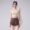 Conjunto de top de yoga cruzado en la espalda con copas fijas a prueba de impactos, sujetador deportivo integrado, cintura con cordón y shorts de fitness