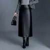 Falda de Cuero de Moda y Versátil para el Trabajo para Mujer, Otoño 2026 Nuevo Falda Recta Adelgazante de Cintura Alta de Cuero PU Simple