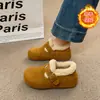 Sapatos Birkenstock de Pelúcia para Roupas de Exterior Femininas 2025 Inverno Novo Retro Tendência Quente Uma Perna Para Ir ao Trabalho Gorro Sapatos de Algodão para Mulheres