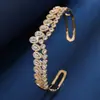 Brazalete Abierto de Circonita Cúbica Ondulada de Lujo Ligero Elegante de Gama Alta Moda Versátil para Bodas Banquetes Viajes Regalo