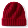 Nuevo gorro térmico de cachemir suave y cómodo con rayas verticales, suave para la piel, cálido y proporciona una excelente protección contra el frío.. Un gorro de punto simple y versátil