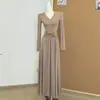 Cinto do Mesmo Estilo Grátis Vestido Estilo Puro Desejo Decote V Primavera/Outono Cintura Alta Barra Larga Caimento Justo Versátil Cintura Ajustada Saia Evasê para Mulheres