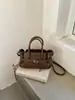 Comércio Exterior Transfronteiriço Outono/Inverno Novo Bolsa Pequena de Mão de Alto Valor Moda Feminina Luxo Leve Retrô Bolsa de Ombro Único Transversal para o Dia a Dia