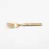 Tenedor y Cuchara de Acero Inoxidable con Mango de Textura de Diamante Creativo Juego de Cinco Piezas de Vajilla Estilo Occidental Cuchara de Postre Cuchara de Té Acabado Espejo Dorado