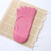 Calcanhar de silicone meias de cinco dedos das mulheres japonesas invisíveis meias de cinco dedos cor sólida de algodão respirável primavera e verão meias rasas do dedo do pé atacado
