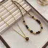 Collar de Ojo de Tigre Retro con Cuentas Cadena para Clavícula de Temperamento de Lujo Ligero Joyería de Nicho de Moda Personalidad al por Mayor para Mujeres