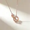 Colar de Anel Duplo para Mulheres, Design de Luxo Leve, Pingente Circular Versátil, Temperamento Suave, Estilo Minimalista Único, Corrente para Clavícula, Fornecimento no Atacado