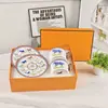 Bandeja de almacenamiento para tazas de café de porcelana ósea Ten Horses Estilo Británico Hogar Juego de té para la tarde Taza y platillo retro de alto valor