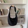 Bolso de mujer estilo coreano, nuevo, de nailon de gran capacidad, para hacer dumplings, combinable, informal, moderno, para parejas, bandolera deportiva de un solo hombro.