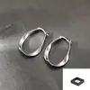 Pendientes de Aro Lisos con Pasador de Plata 925 para Mujer 2025 Nuevo Popular Diseño de Nicho Pendientes de Gama Alta Pendientes de Lujo Accesible