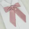 Pajarita de Color Sólido Jk Gabardina de Cuadros Pequeños Uniforme Escolar Traje de Marinero Raíz de Pluma Mango Largo Punta Inclinada Cuello de Pajarita Flor