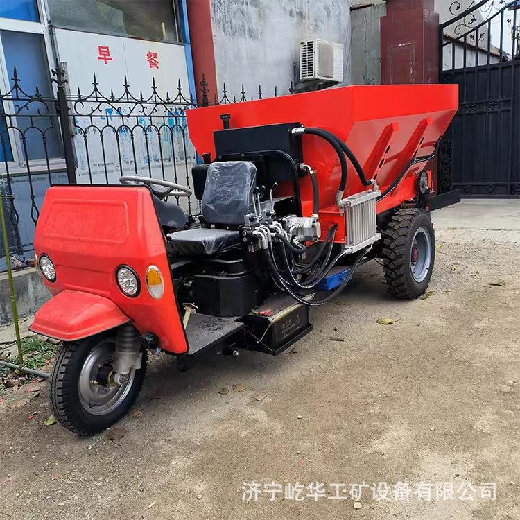 三轮撒粪车D8.jpg