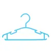 Percha para bebé de plástico percha infantil perchero para ropa infantil percha de color para bebé antideslizante venta directa de fábrica