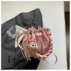Bolsa Saco Estilo Coreano para Mulheres, Bolsa de Ombro Único Transversal, Nova Moda 2026 Elegante com Padrão Xadrez para o Dia a Dia com Cordão