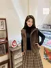 Chaleco de Felpa Granulada de Piel Sintética Retro Nuevo Otoño e Invierno 2025 Chaqueta de Polar Estilo Fresco
